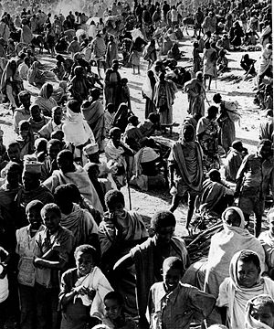 300px-famine_scene_at_korem_in_wido_ethiopia1